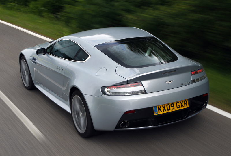 Illustration for article titled 2010 Aston Martin V12 Vantage: Driven
